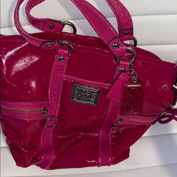 Coach Handbags - Coach Poppy Purse